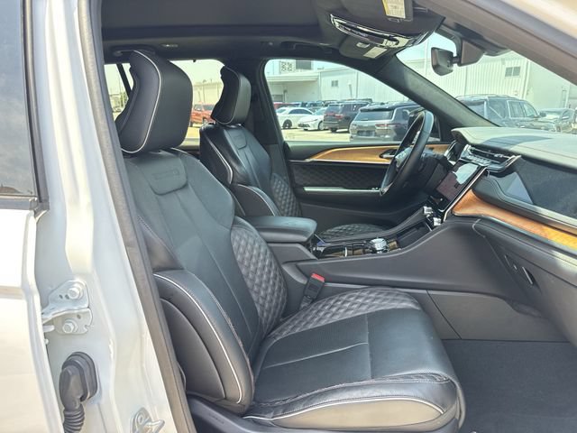 Used 2022 Jeep Grand Cherokee Summit AWD/4WD image 30