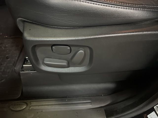 Used 2016 Land Rover LR4 HSE LUX image 51