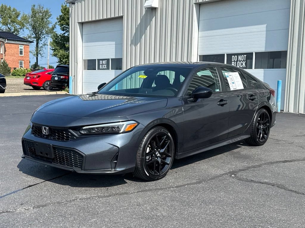 Used 2025 Honda Civic Sport image 3