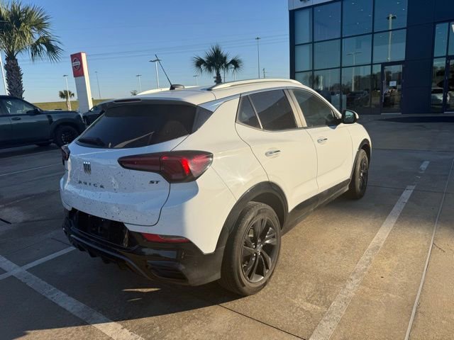 Used 2024 Buick Encore GX Sport Touring image 27