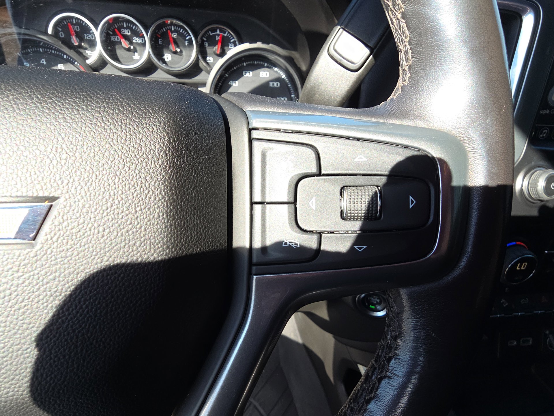 Certified 2022 Chevrolet Silverado 3500 LT w/ Convenience Package image 20