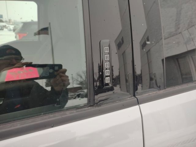 Certified 2022 Ford F150 XLT w/ Equipment Group 302A High image 13