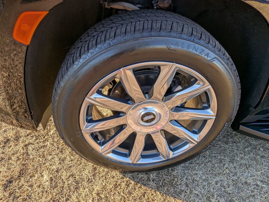 Certified 2024 Cadillac Escalade Premium Luxury Platinum image 9