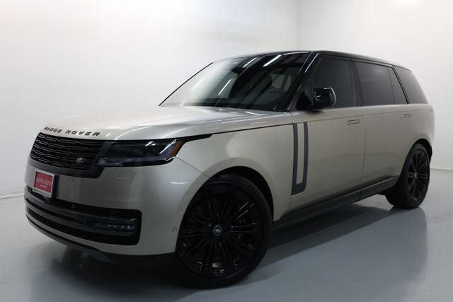Used 2025 Land Rover Range Rover Long Wheelbase SE AWD/4WD image 1