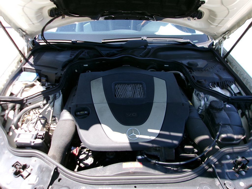 Used 2008 Mercedes-Benz E 350 4MATIC Sedan image 23