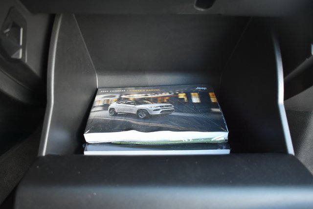 Used 2023 Jeep Compass Limited image 42