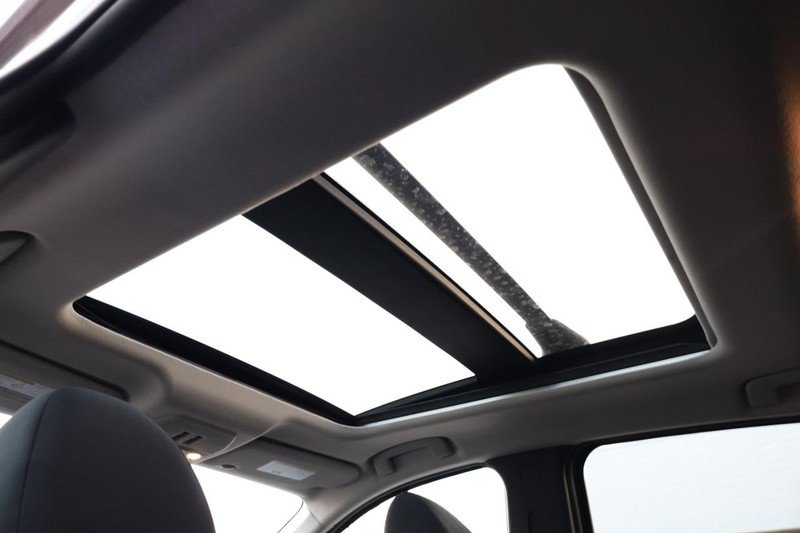 New 2026 Nissan Kicks SV w/ SV Premium Package image 9