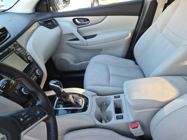 Used 2020 Nissan Rogue Sport SL w/ Premium Package AWD/4WD image 17