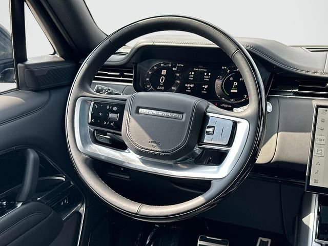 Used 2024 Land Rover Range Rover Autobiography image 6