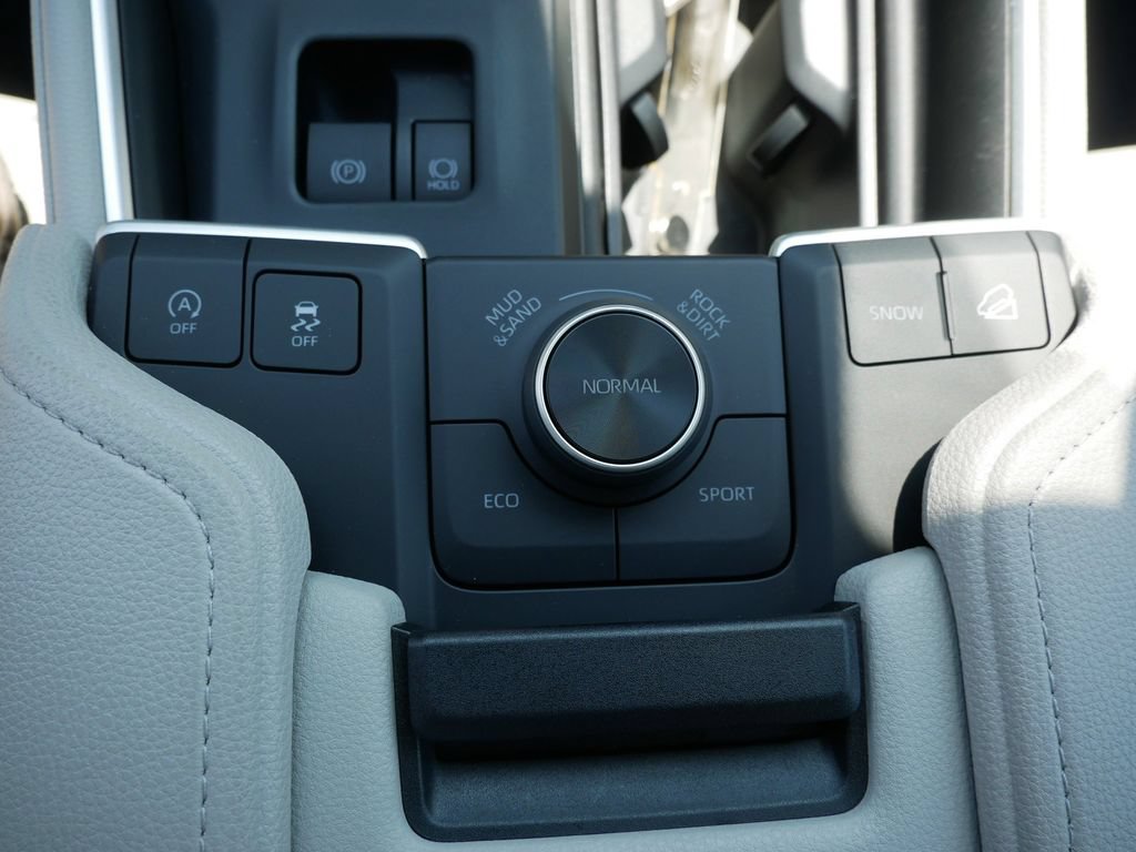 Certified 2026 Toyota Grand Highlander AWD image 22