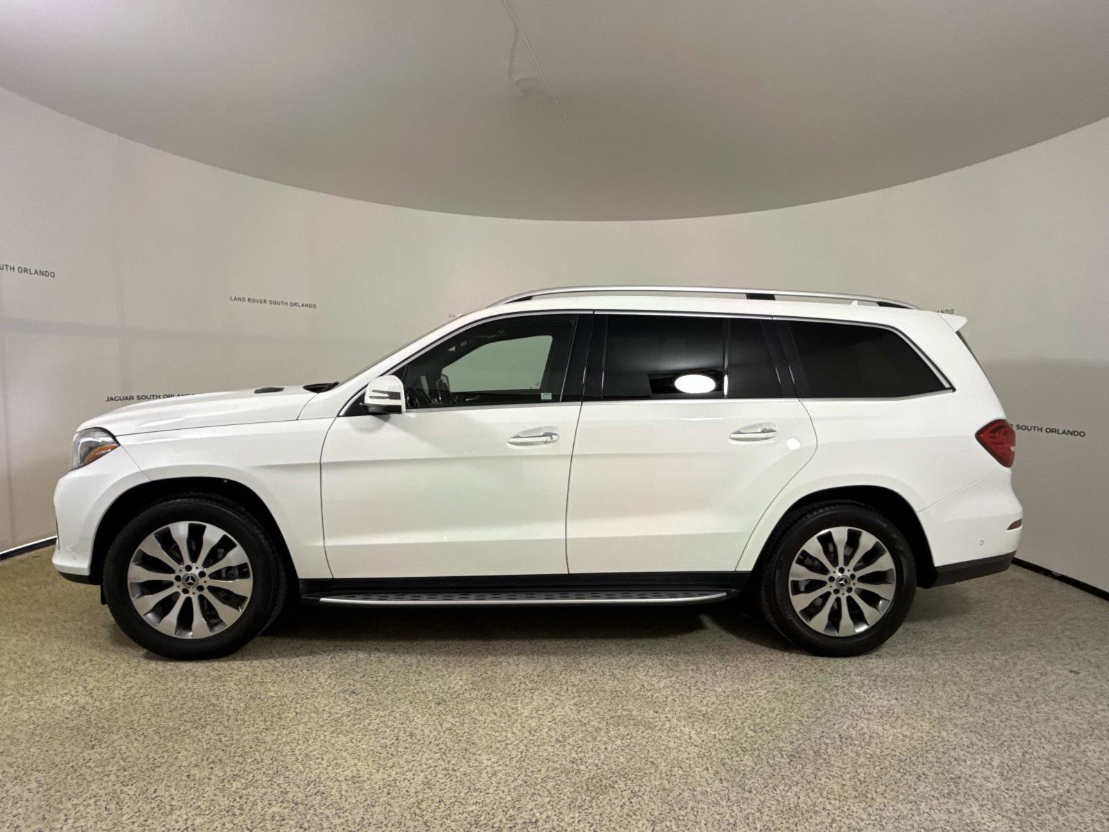 Used 2018 Mercedes-Benz GLS 450 4MATIC image 2