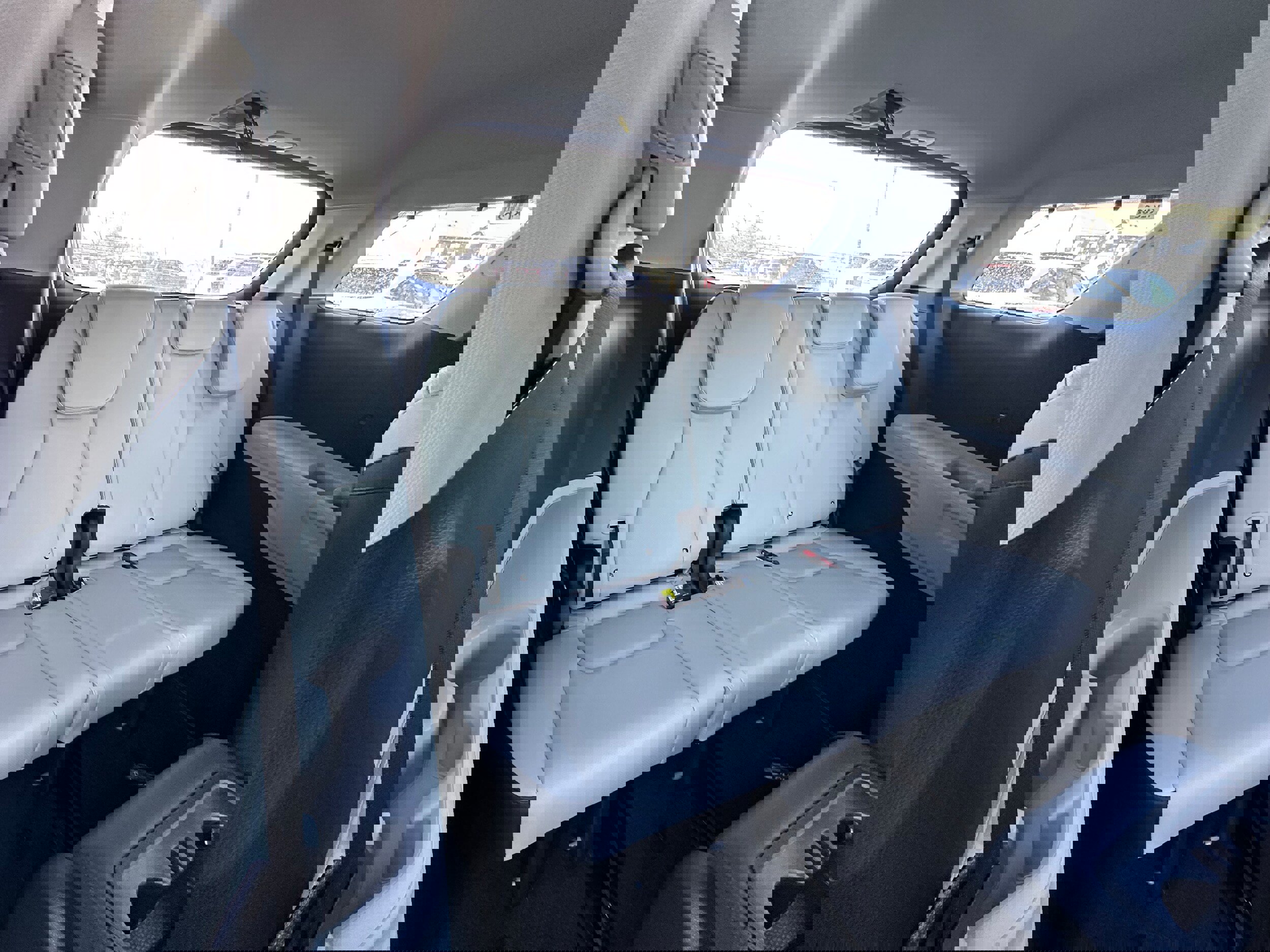 New 2026 Kia Carnival EX image 28