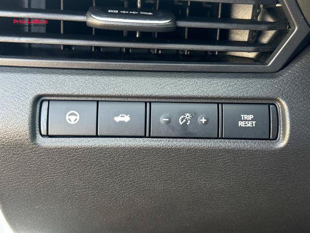 Certified 2024 Nissan Altima 2.5 SV w/ SV Premium Package AWD/4WD image 19