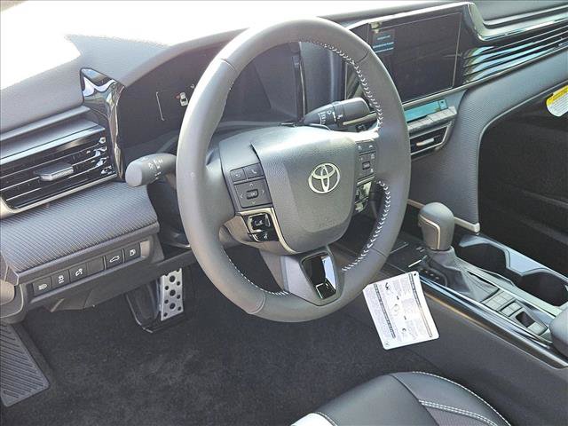 New 2026 Toyota Camry SE FWD image 3