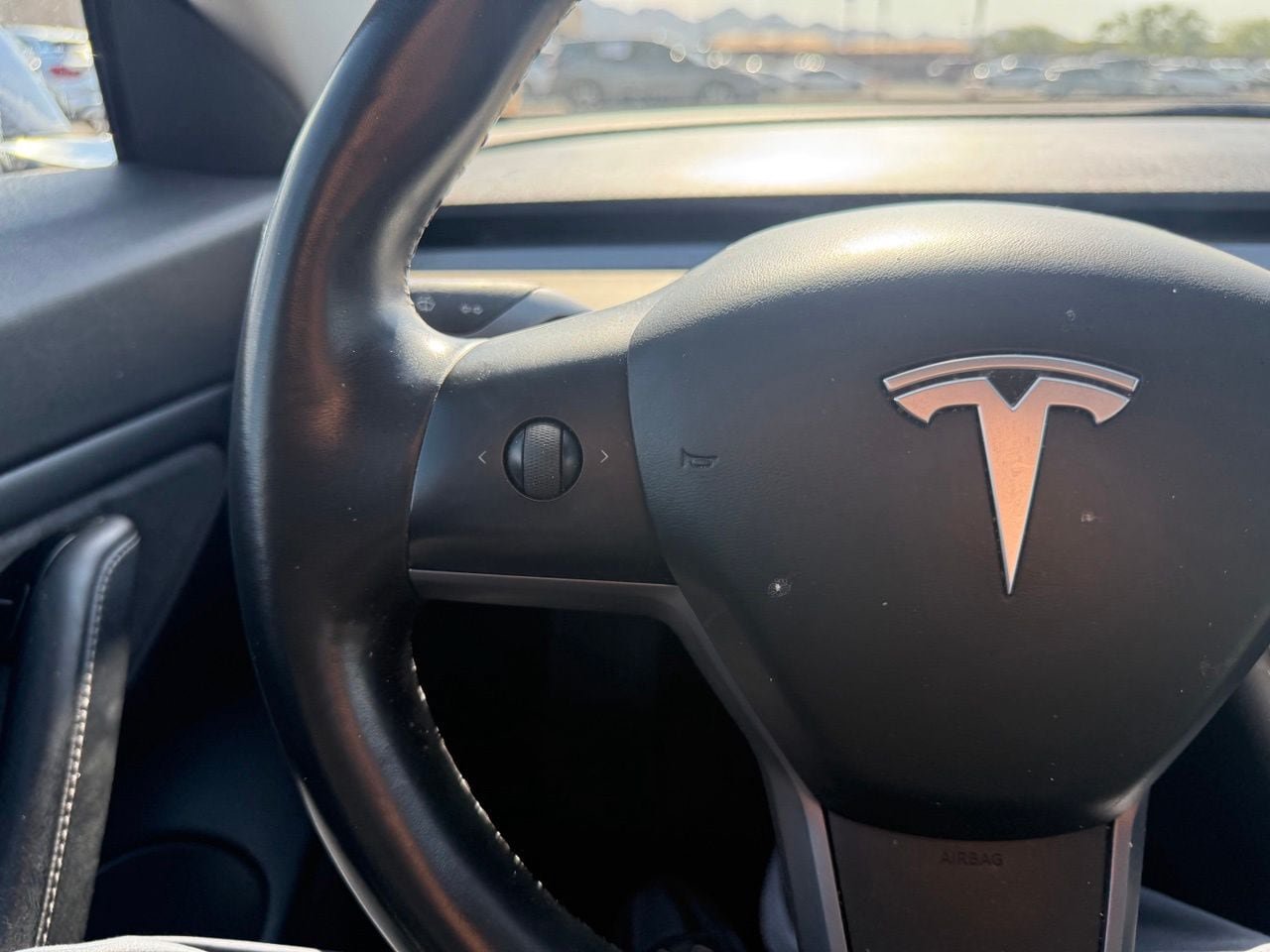 Used 2018 Tesla Model 3 Long Range RWD image 17