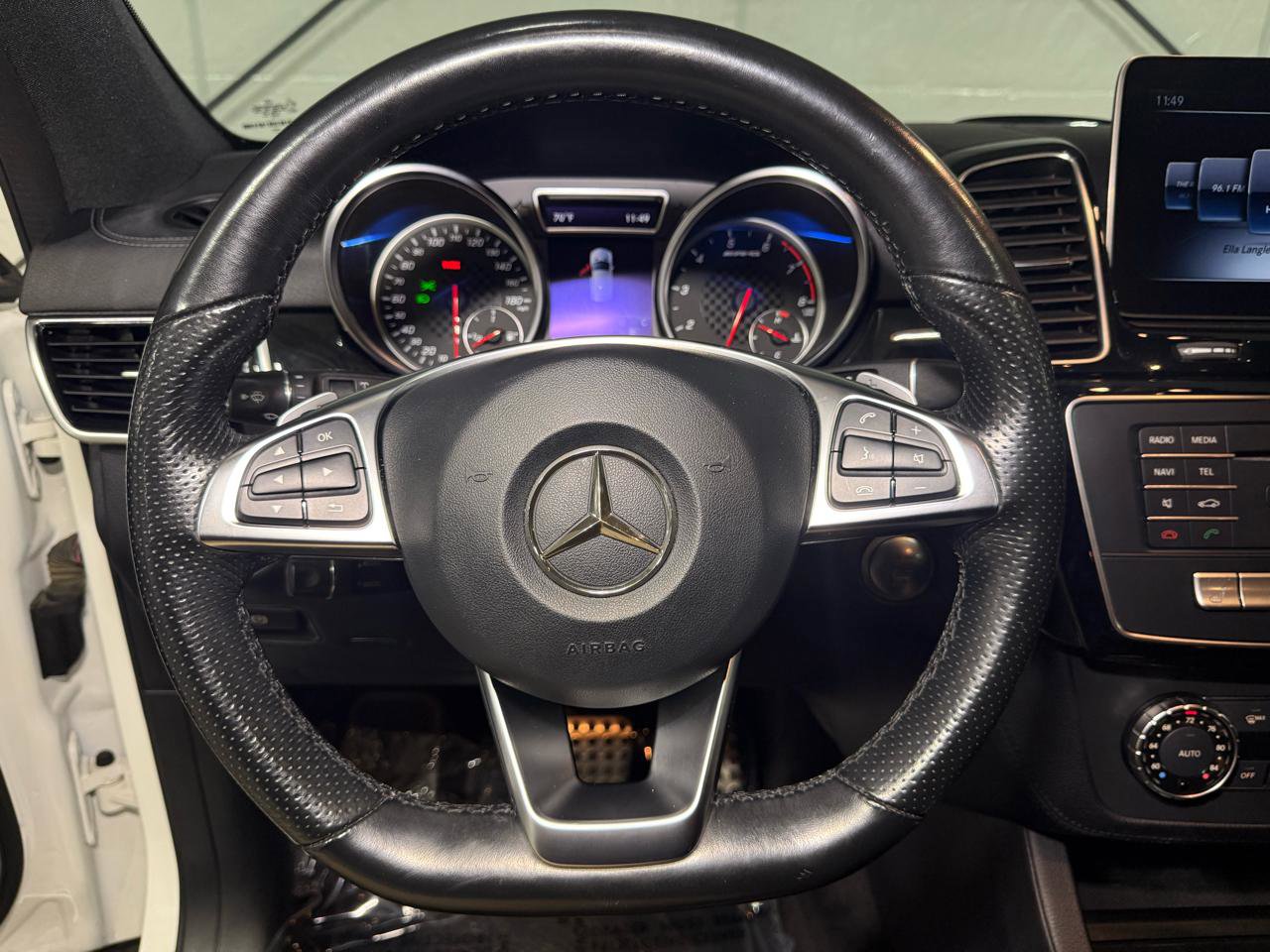 Used 2018 Mercedes-Benz GLE 43 AMG 4MATIC w/ Parking Assist Package image 13