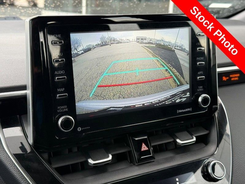 Used 2021 Toyota Corolla SE w/ SE Premium Package image 24