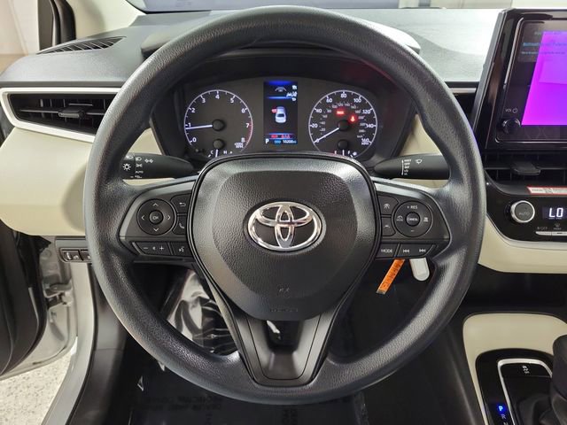 Used 2025 Toyota Corolla LE FWD image 26