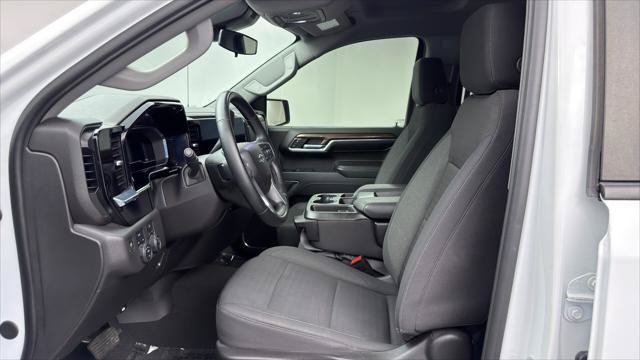 Used 2024 Chevrolet Silverado 1500 RST w/ LPO, Liner Protection Package AWD/4WD image 14