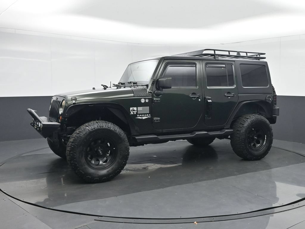 Used 2012 Jeep Wrangler Unlimited Sahara AWD/4WD image 3