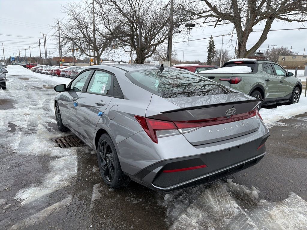 New 2026 Hyundai Elantra Sport FWD image 5
