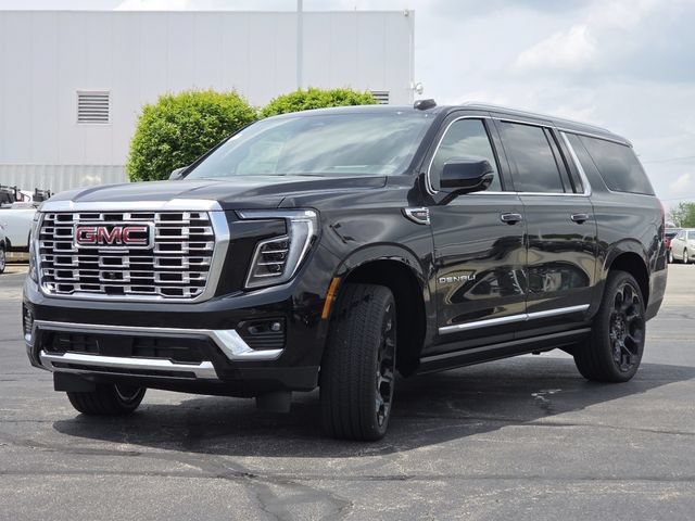 New 2026 GMC Yukon XL Denali w/ Denali Reserve Package AWD/4WD image 25