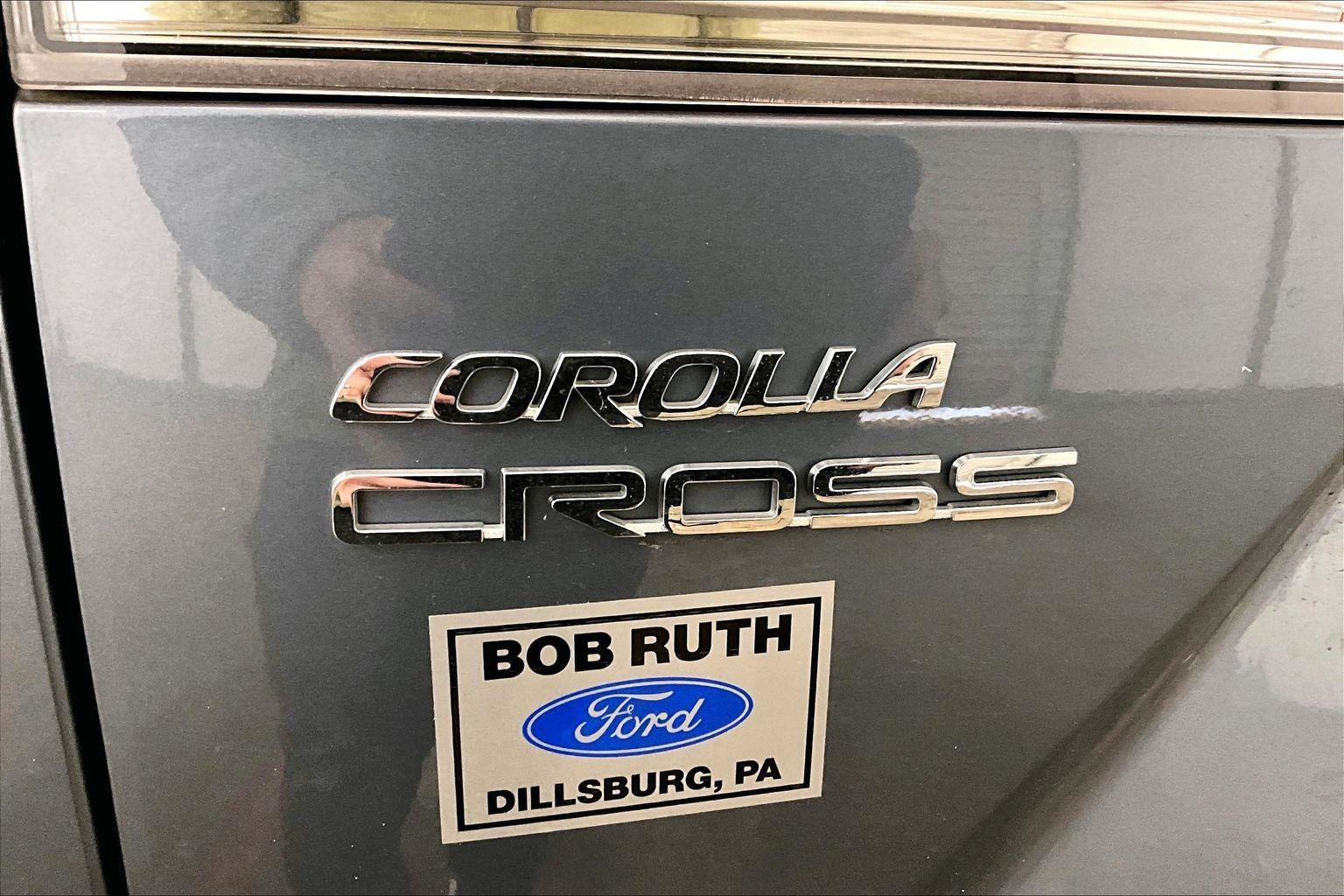 Used 2023 Toyota Corolla Cross LE image 13