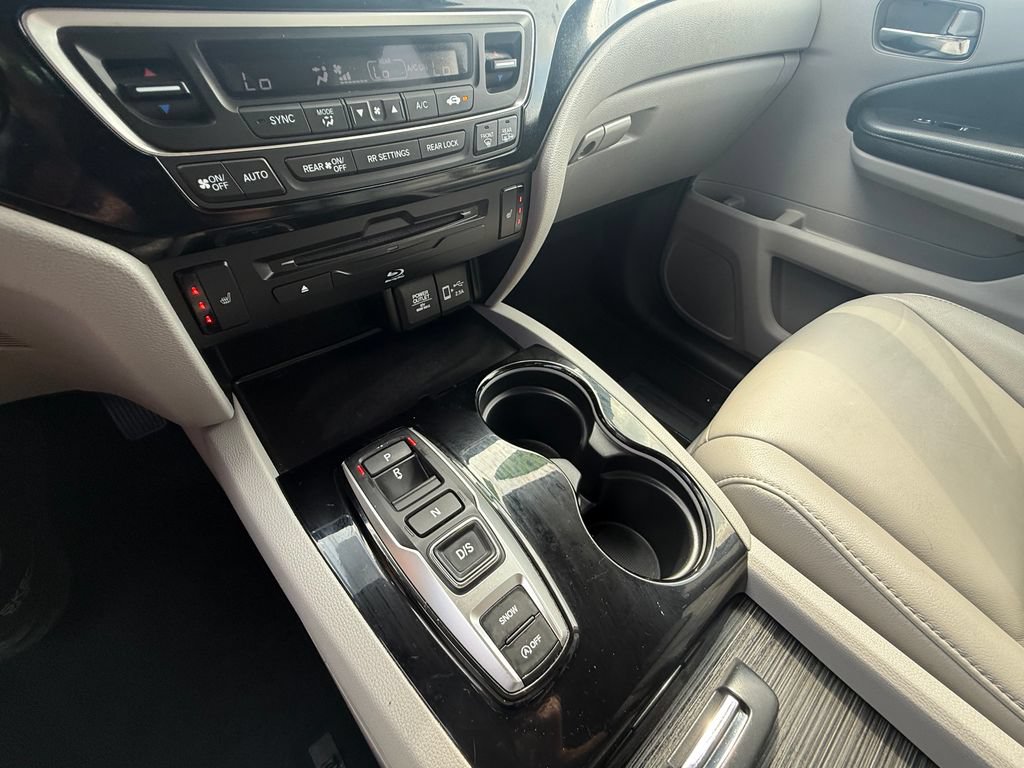 Used 2022 Honda Pilot Touring image 38