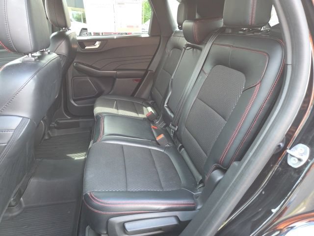 Used 2023 Ford Escape ST-Line w/ Tech Pack #1 AWD/4WD image 14