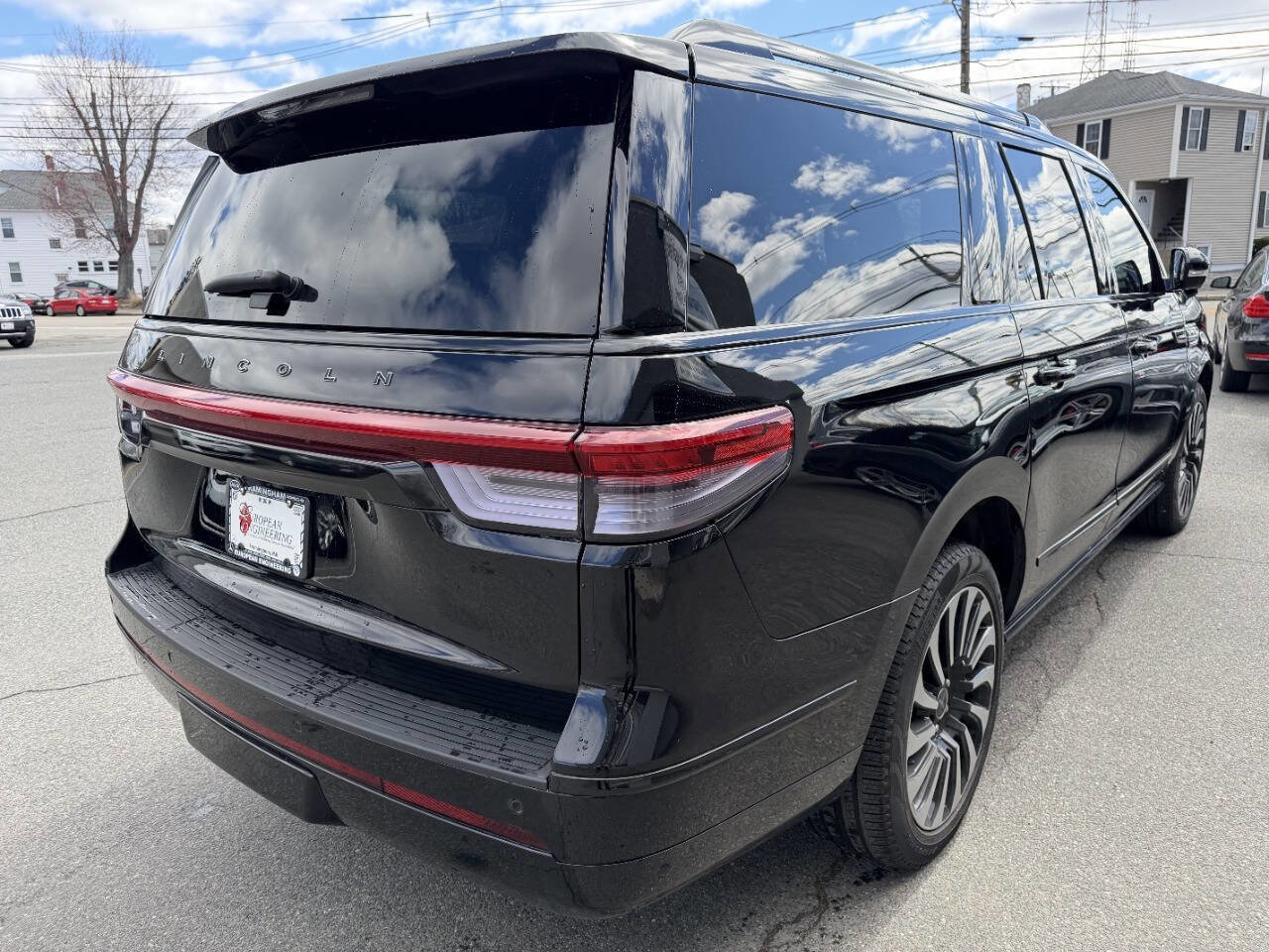 Used 2022 Lincoln Navigator L Black Label AWD/4WD image 10