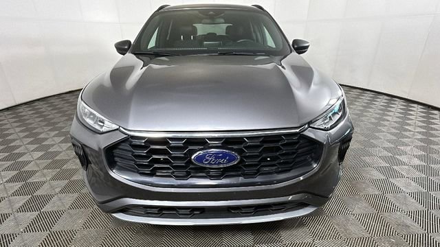 Used 2023 Ford Escape ST-Line AWD/4WD image 8