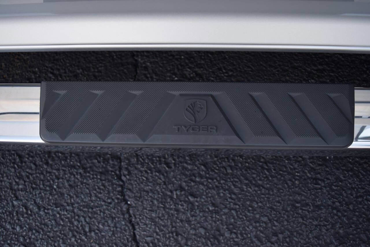 Used 2019 RAM 1500 Classic SLT w/ Luxury Group image 60