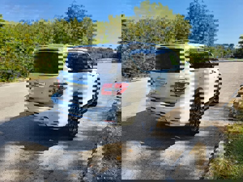 Used 2017 Nissan Armada Platinum image 7