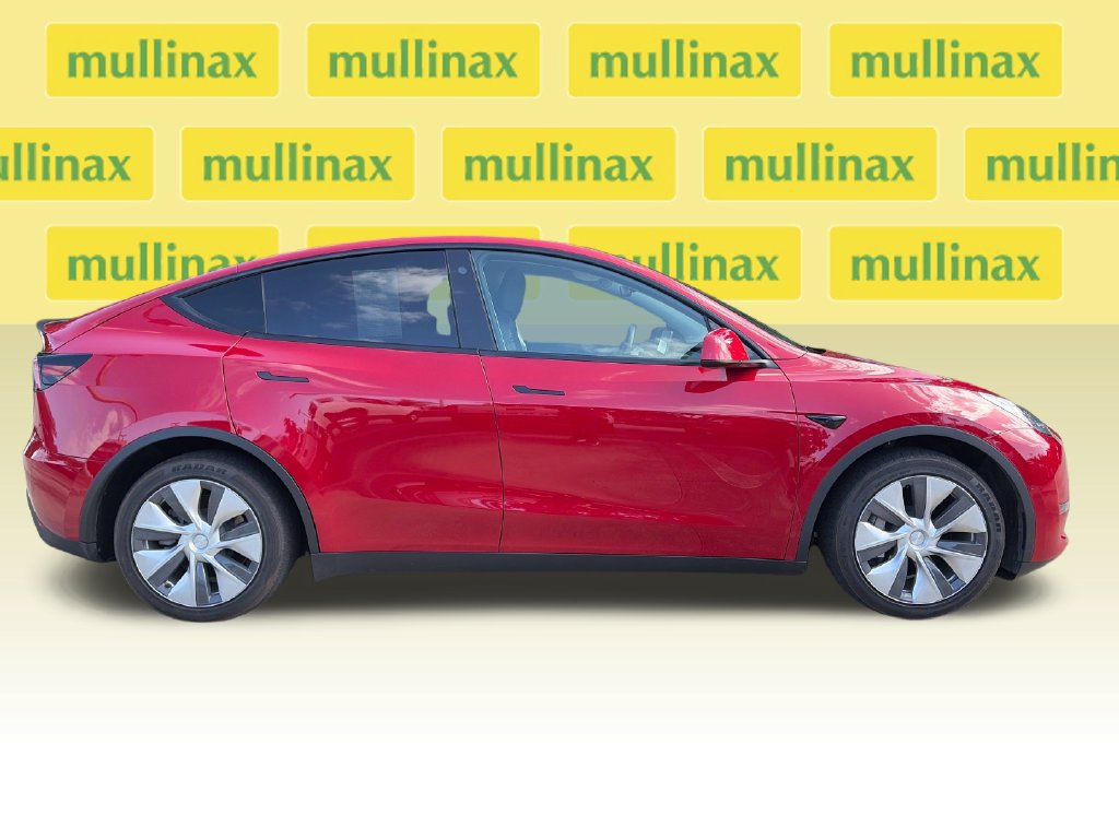 Used 2021 Tesla Model Y Long Range AWD/4WD image 2