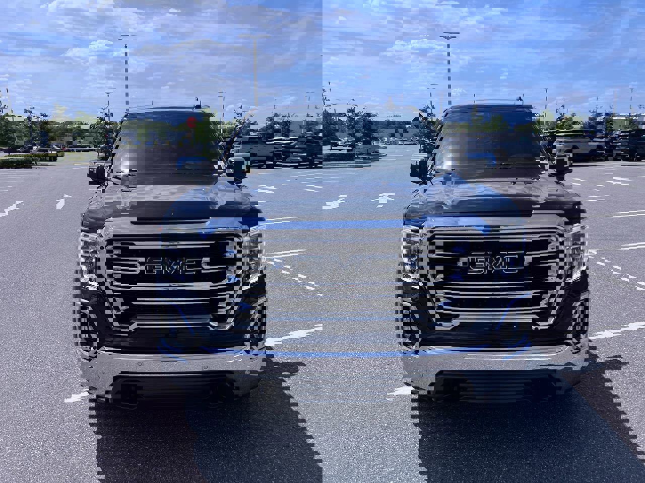 Used 2021 GMC Sierra 1500 SLT w/ SLT Premium Package RWD image 8