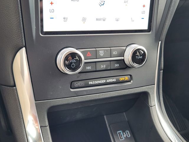 Used 2024 Ford Edge Titanium AWD/4WD image 19