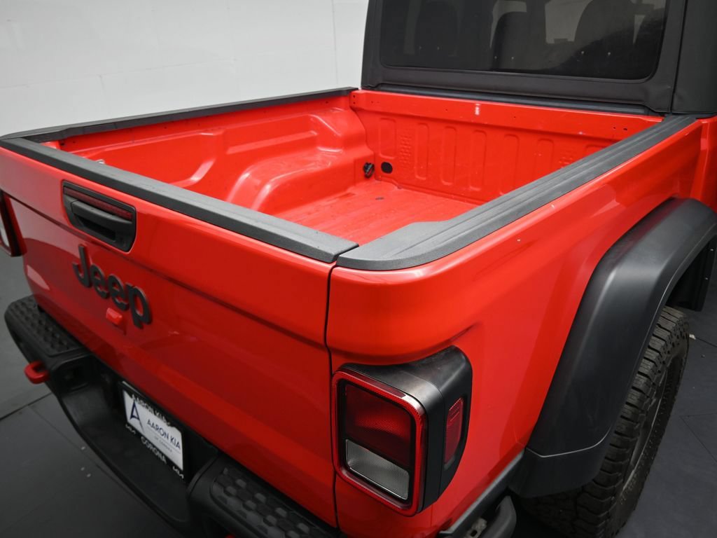 Used 2023 Jeep Gladiator Rubicon AWD/4WD image 18