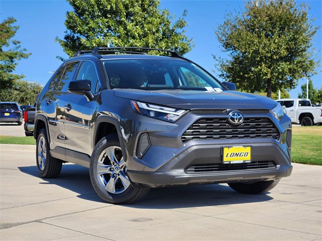 New 2025 Toyota RAV4 LE