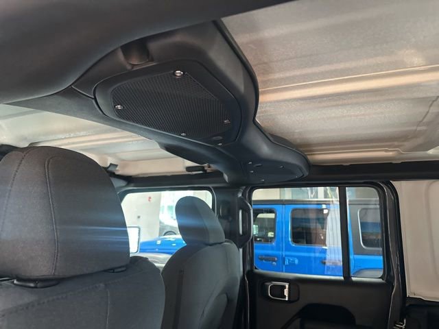 New 2025 Jeep Wrangler Willys AWD/4WD image 38
