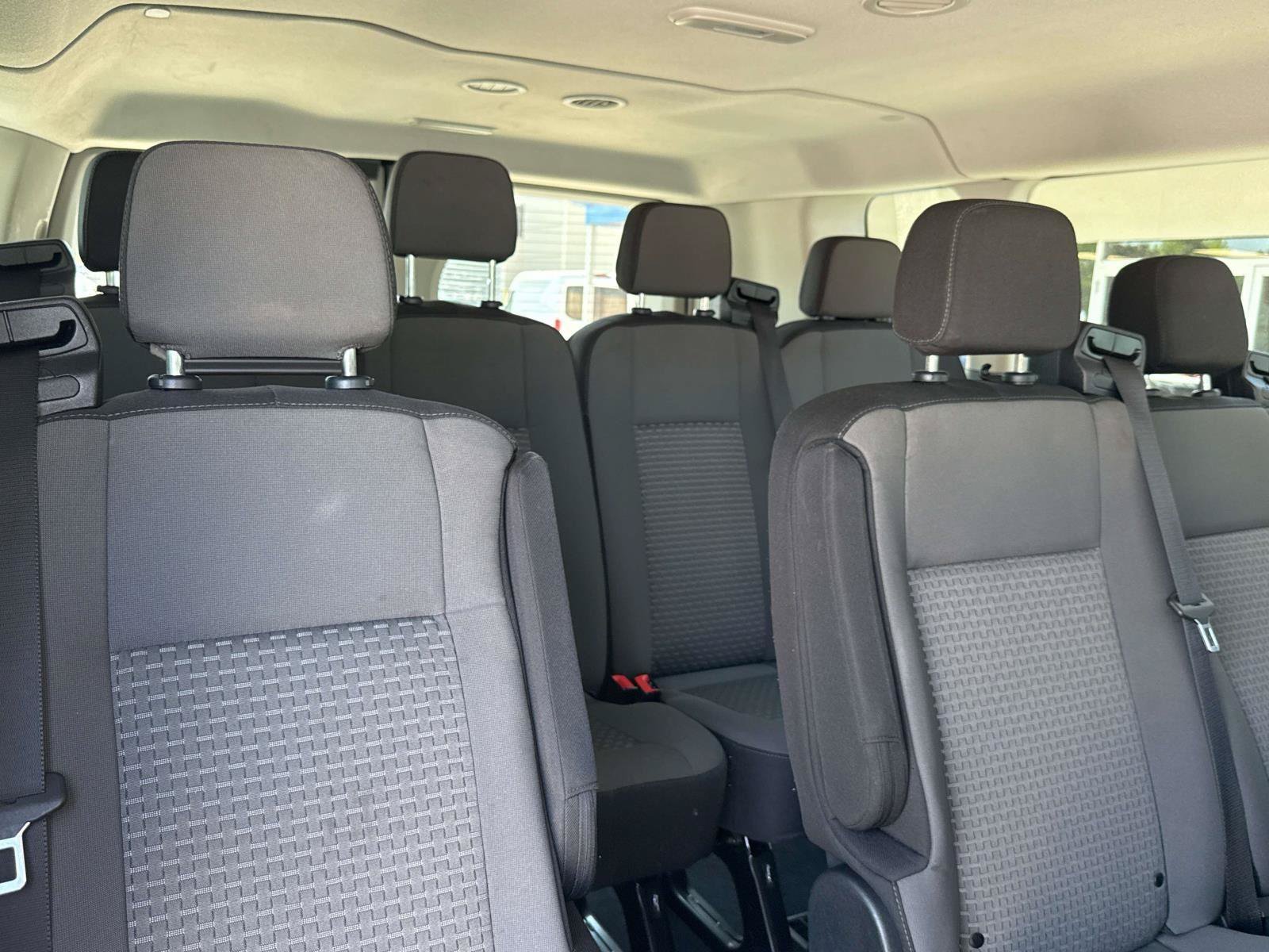 Used 2023 Ford Transit 350 XLT RWD image 22