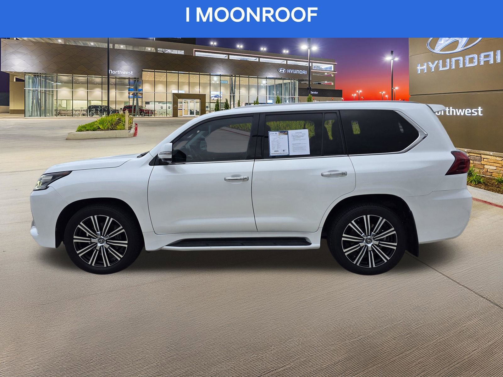 Used 2019 Lexus LX 570 4WD w/ Luxury Package image 9