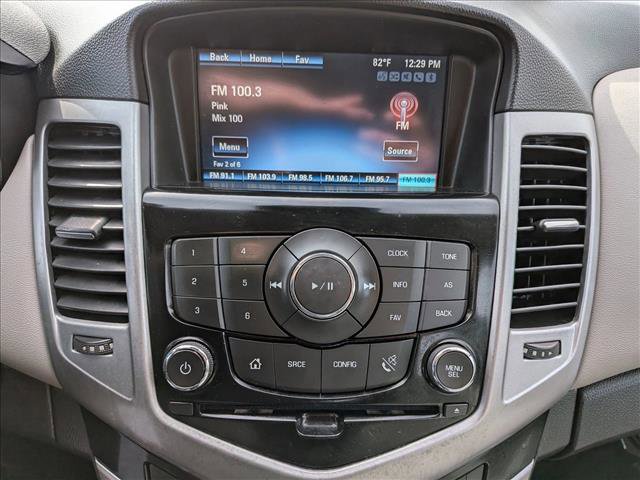 Used 2014 Chevrolet Cruze LT image 13
