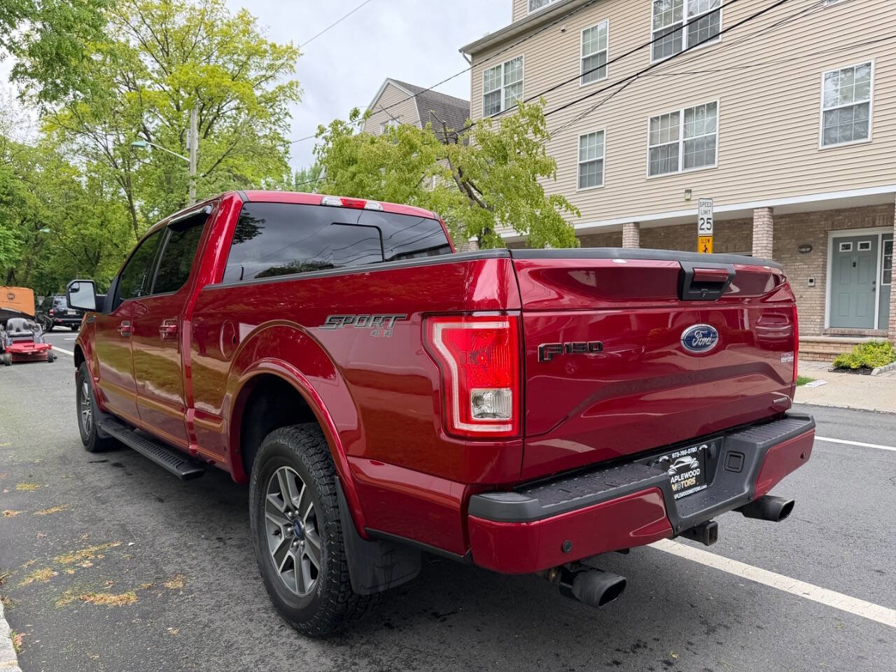 Used 2016 Ford F150 XLT w/ Equipment Group 302A Luxury AWD/4WD image 5
