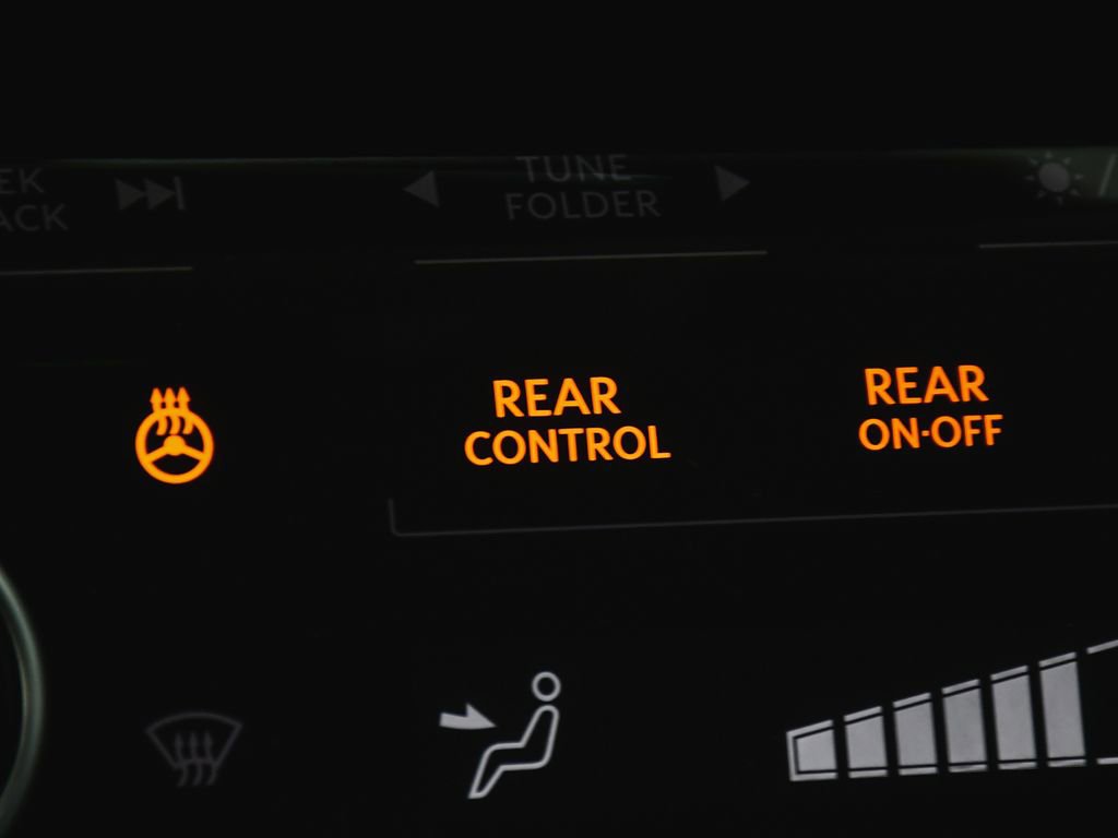 Used 2022 INFINITI QX60 Luxe w/ Performance Audio Package image 35