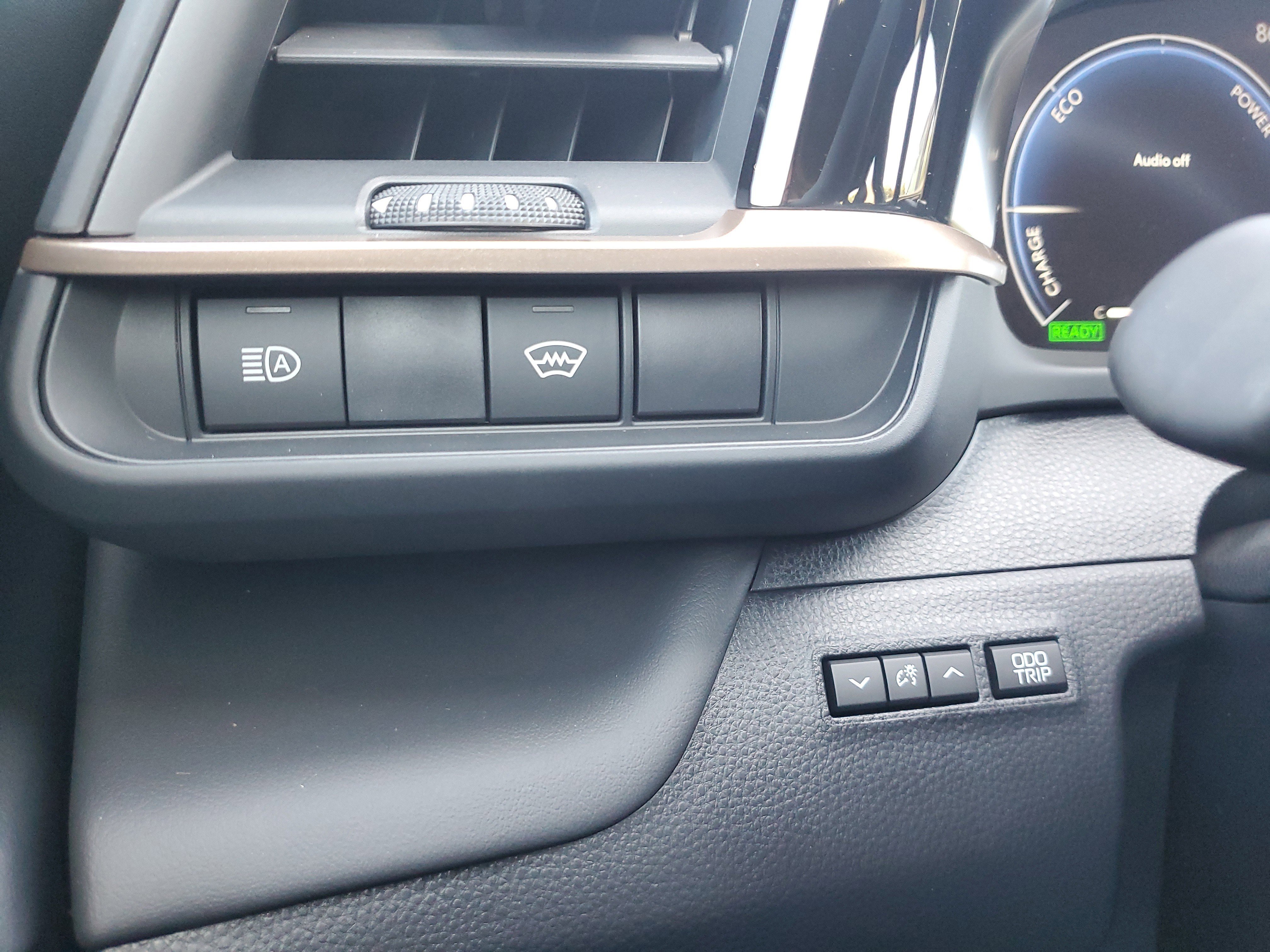 New 2026 Toyota Crown Platinum image 24