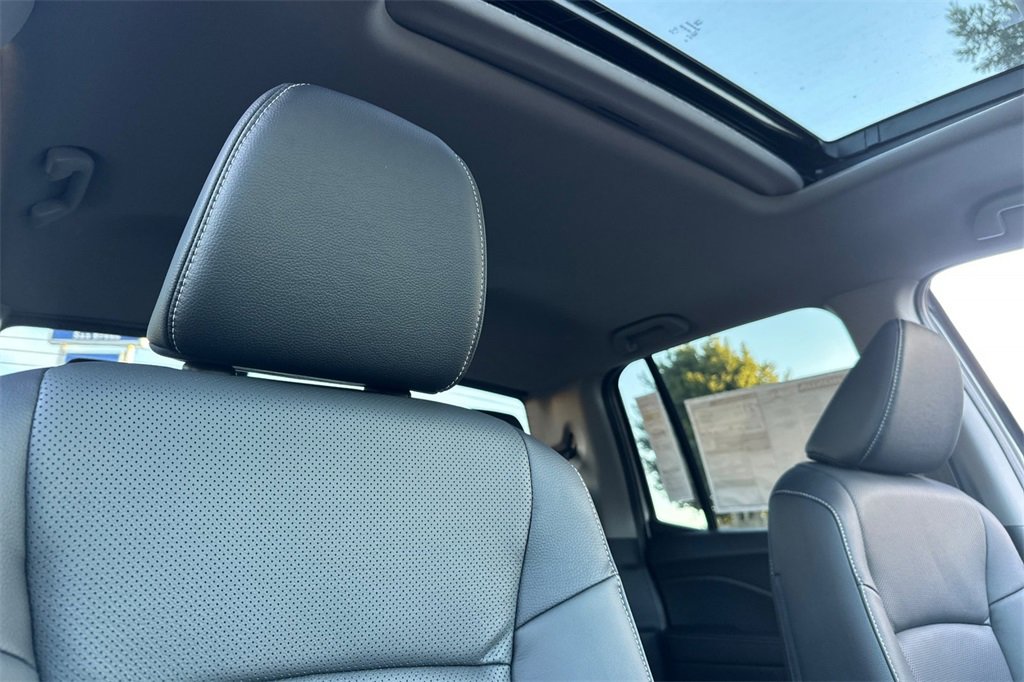 New 2025 Honda Ridgeline RTL image 16