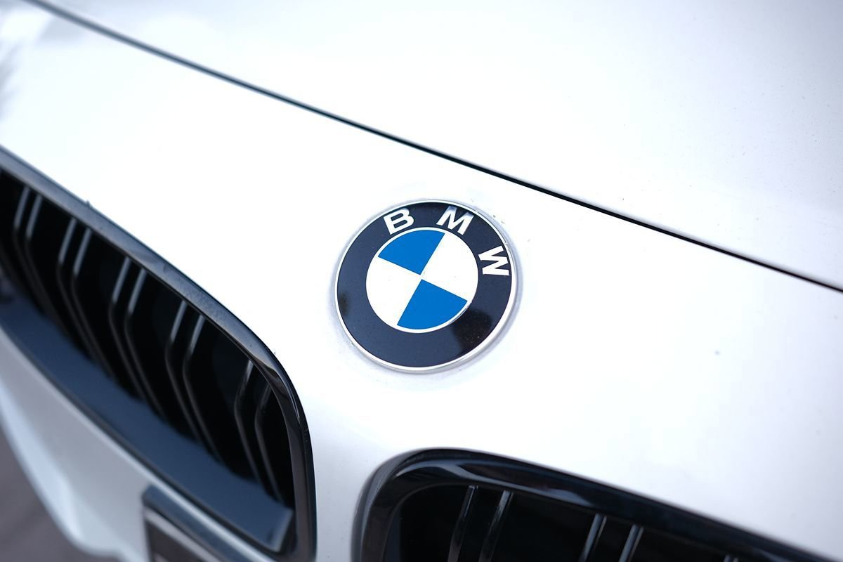 Used 2015 BMW 320i Sedan RWD image 43