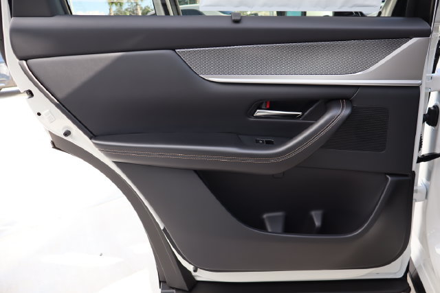 New 2026 MAZDA CX-90 Plug-In Hybrid w/ Premium Plus AWD/4WD image 13
