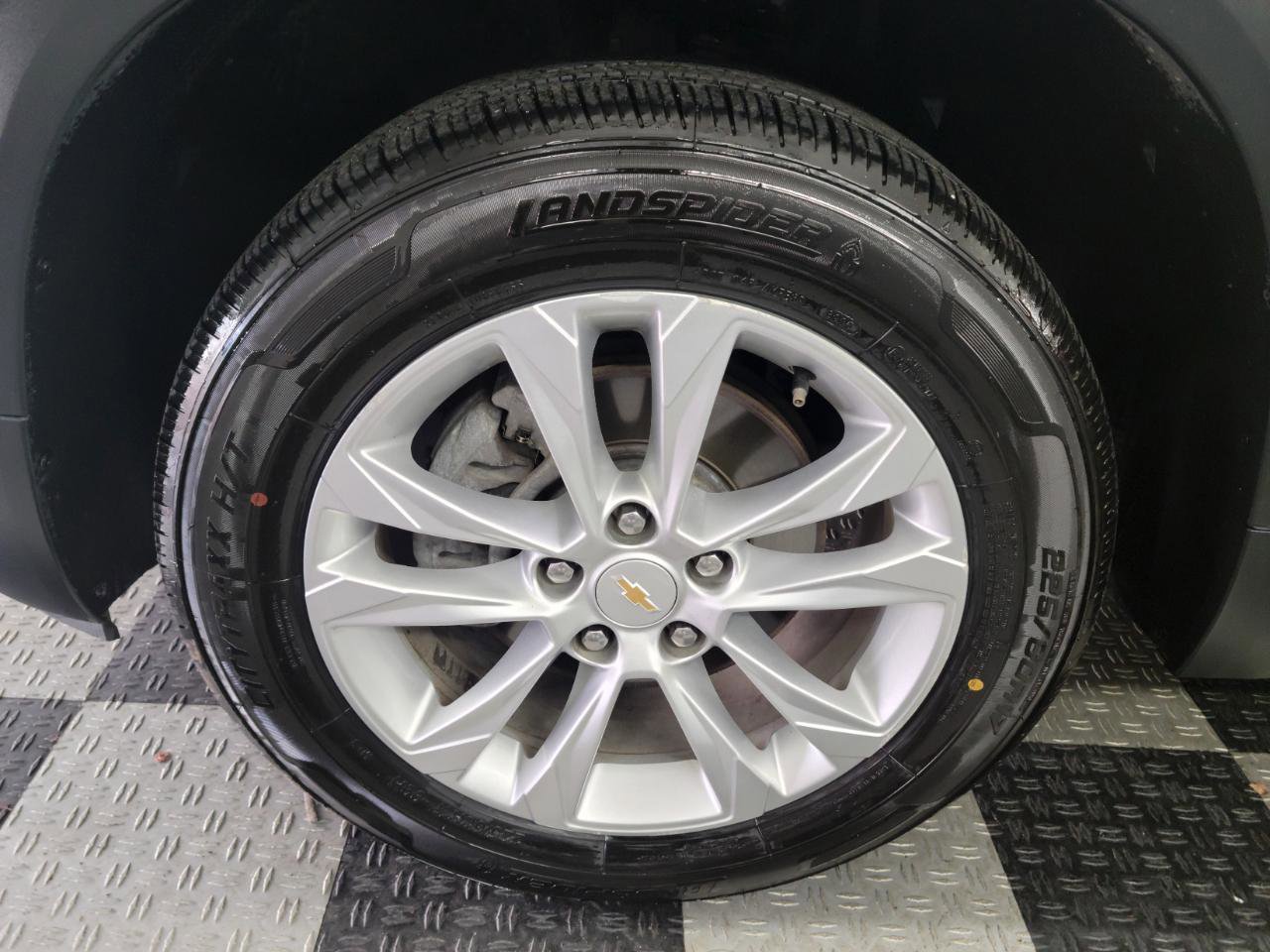 Used 2023 Chevrolet TrailBlazer LS AWD/4WD image 21