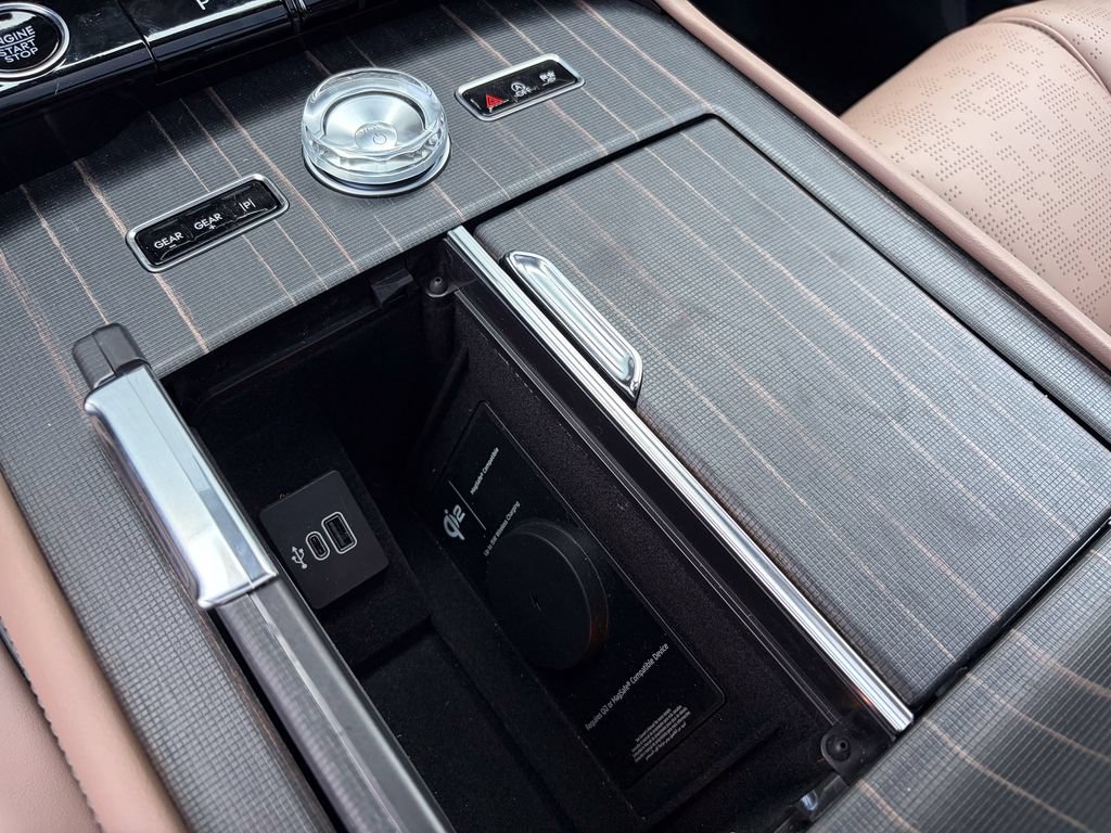 New 2027 Lincoln Navigator Black Label AWD/4WD image 54
